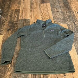 Women’s Patagonia 1/4 zip fleece sweatshirt size L